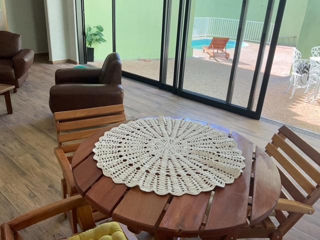 Espaco Alvorada ,Agendamento Das Atividades, Cafe Da Manha ,Banheira E Piscina No Centro 브로타스 외부 사진